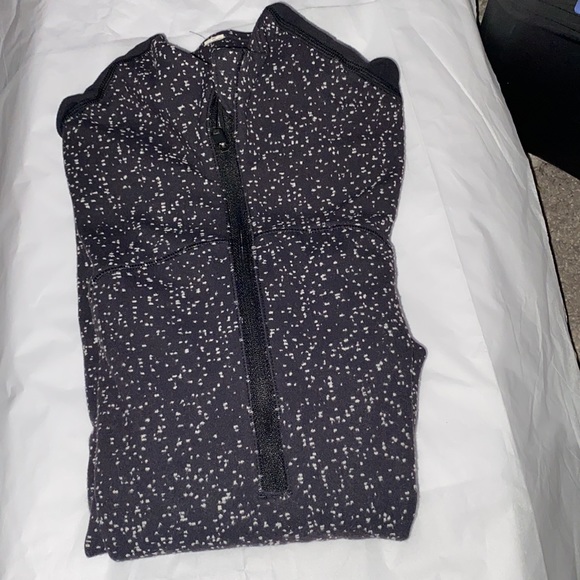 Lululemon run briskly quarter zip pullover - Picture 4 of 9